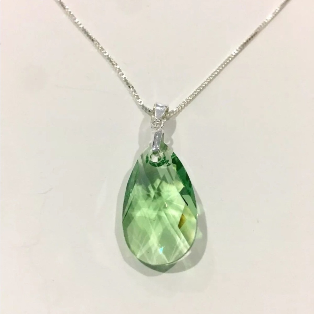 Sterling Silver Green Teardrop Raindrop Necklace